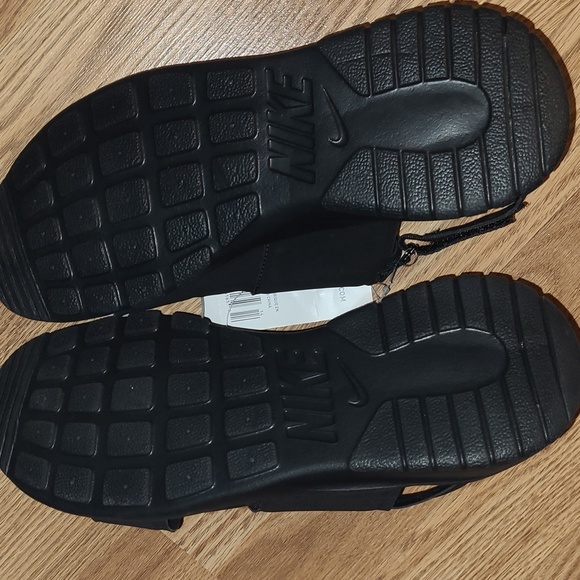 Brand new Nike Tanjun Sandals size 11 - Picture 4 of 6